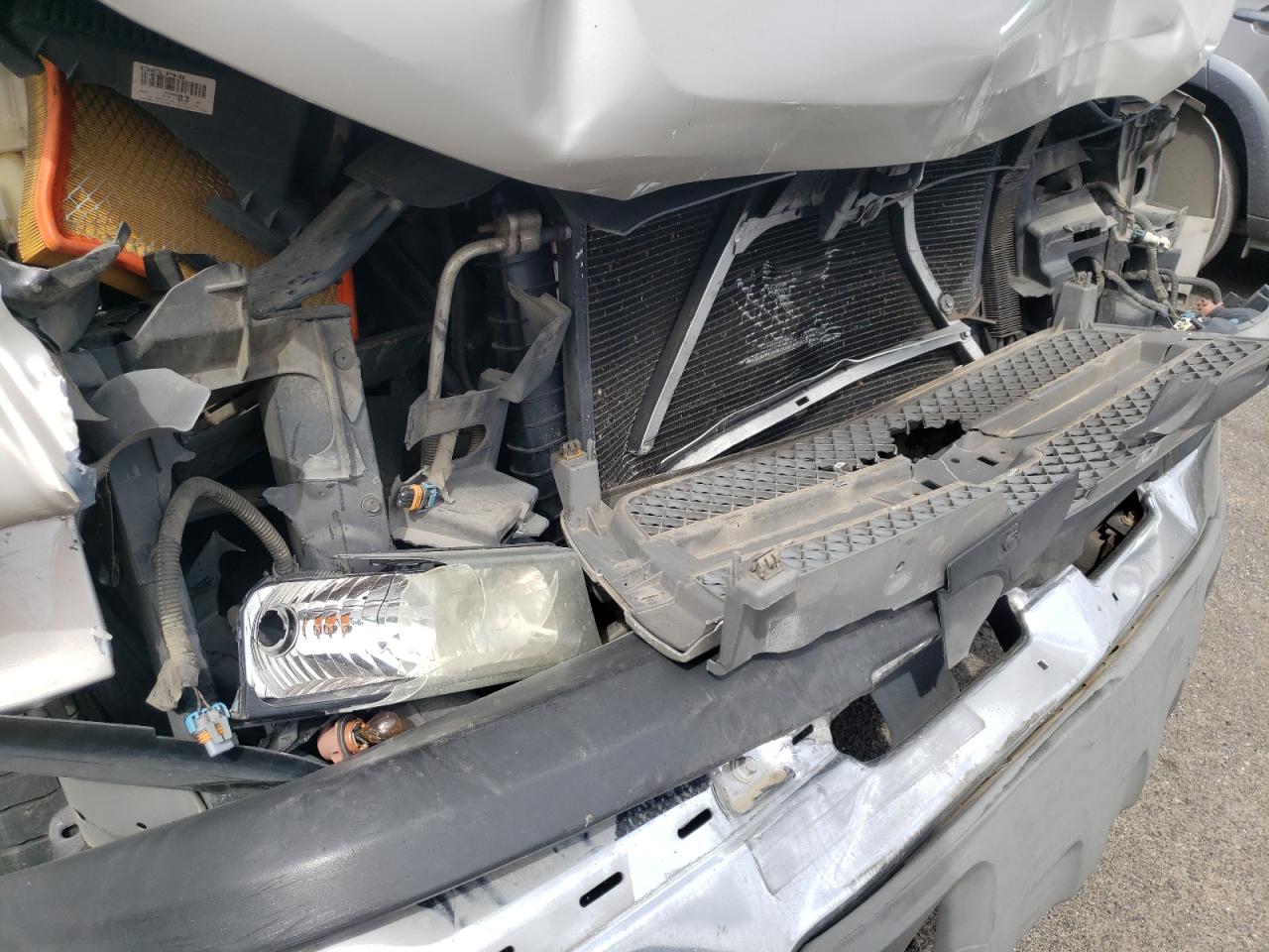 Photo 9 from auction – 2004 CHEVROLET SILVERADO with VIN 1GCEC19V94Z350813