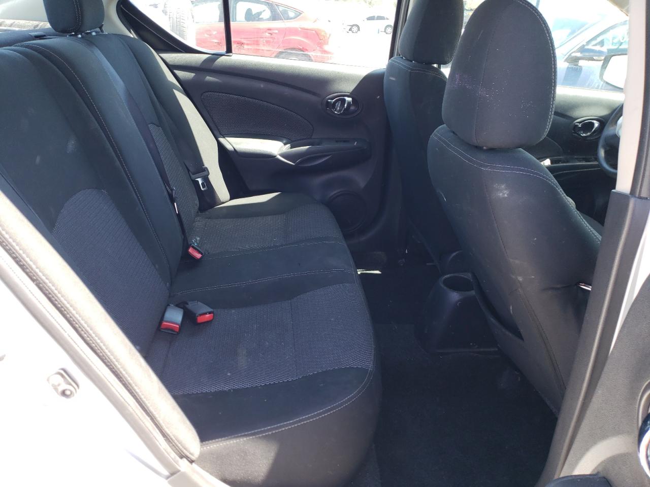Photo 6 from auction – 2019 NISSAN VERSA S with VIN 3N1CN7AP4KL833425