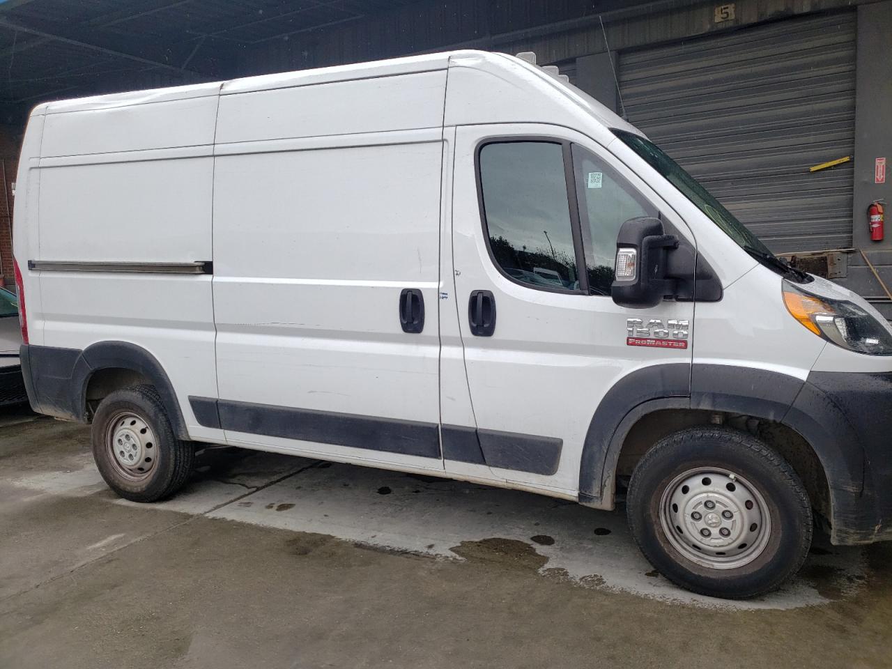 Photo 9 from auction – 2020 RAM PROMASTER with VIN 3C6TRVBG4LE103371