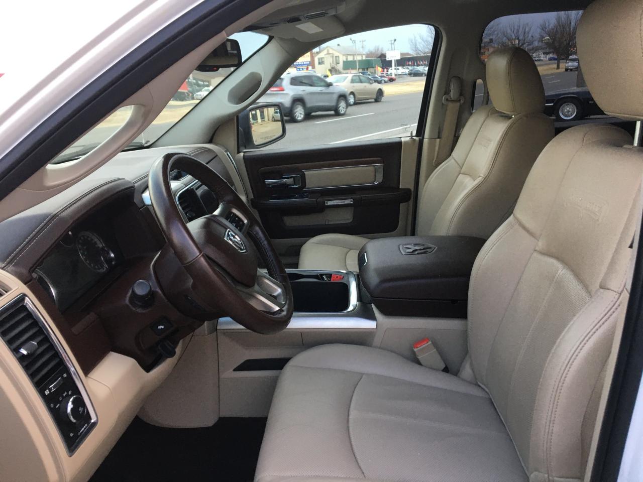 Photo 5 from auction – 2018 RAM 1500 LARAM with VIN 1C6RR7NT7JS173133