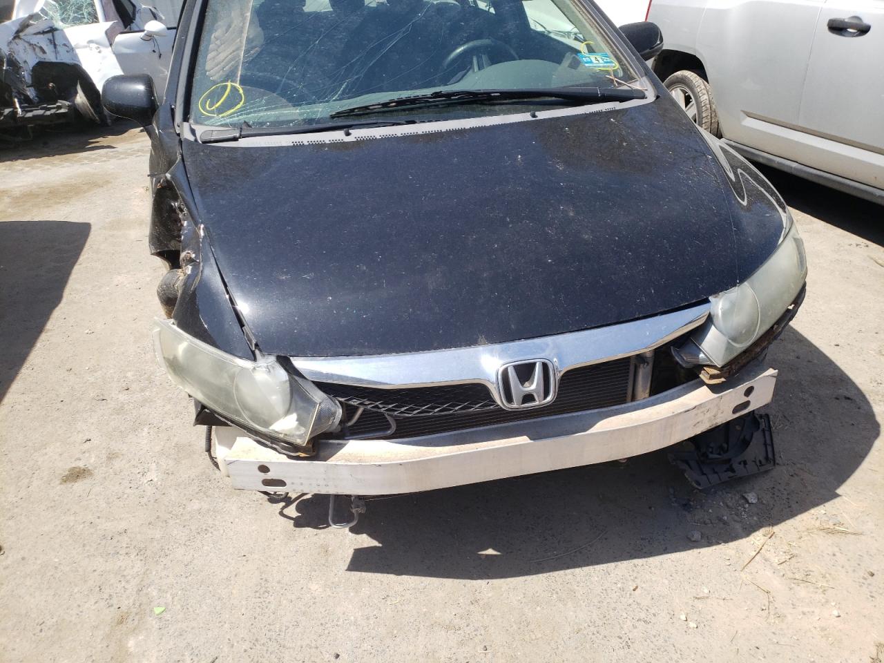 Photo 9 from auction – 2009 HONDA CIVIC LX with VIN 19XFA16559E004744