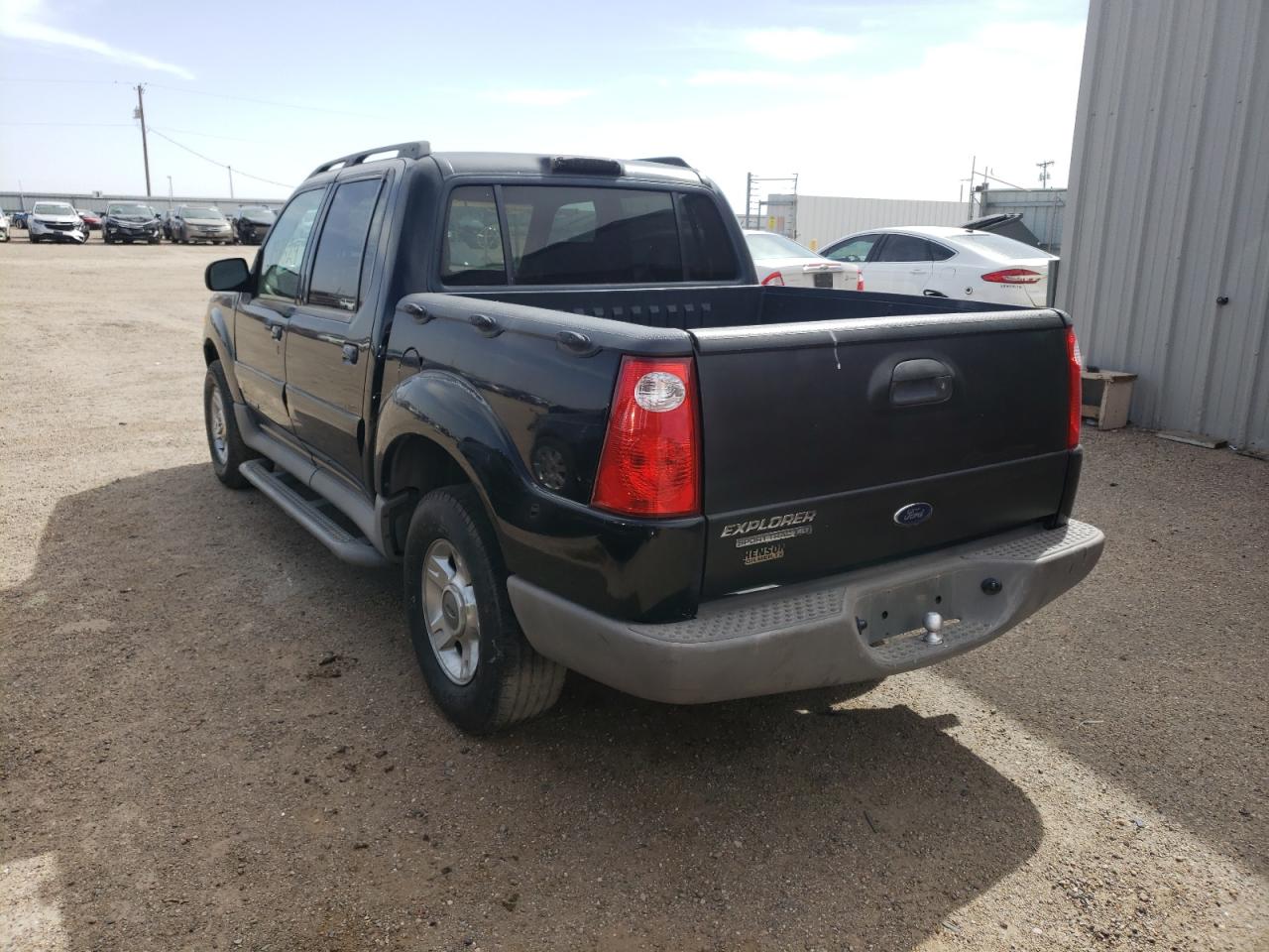 Photo 3 from auction – 2001 FORD EXPLORER with VIN 1FMZU67E31UB39089