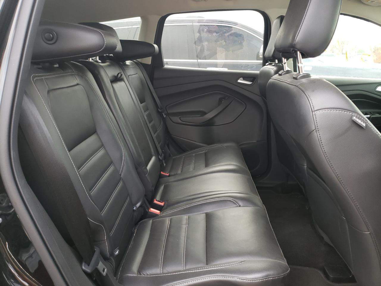 Foto 6 de la subasta – 2018 FORD ESCAPE SEL con VIN 1FMCU0HD7JUC79302