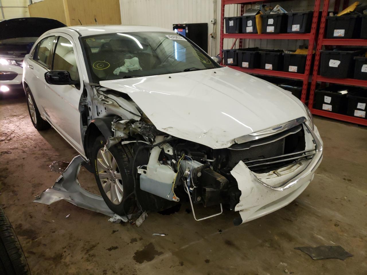 CHRYSLER 200 LIMITE 2014 with VIN 1C3CCBCG8EN193411 - Photo from auction
