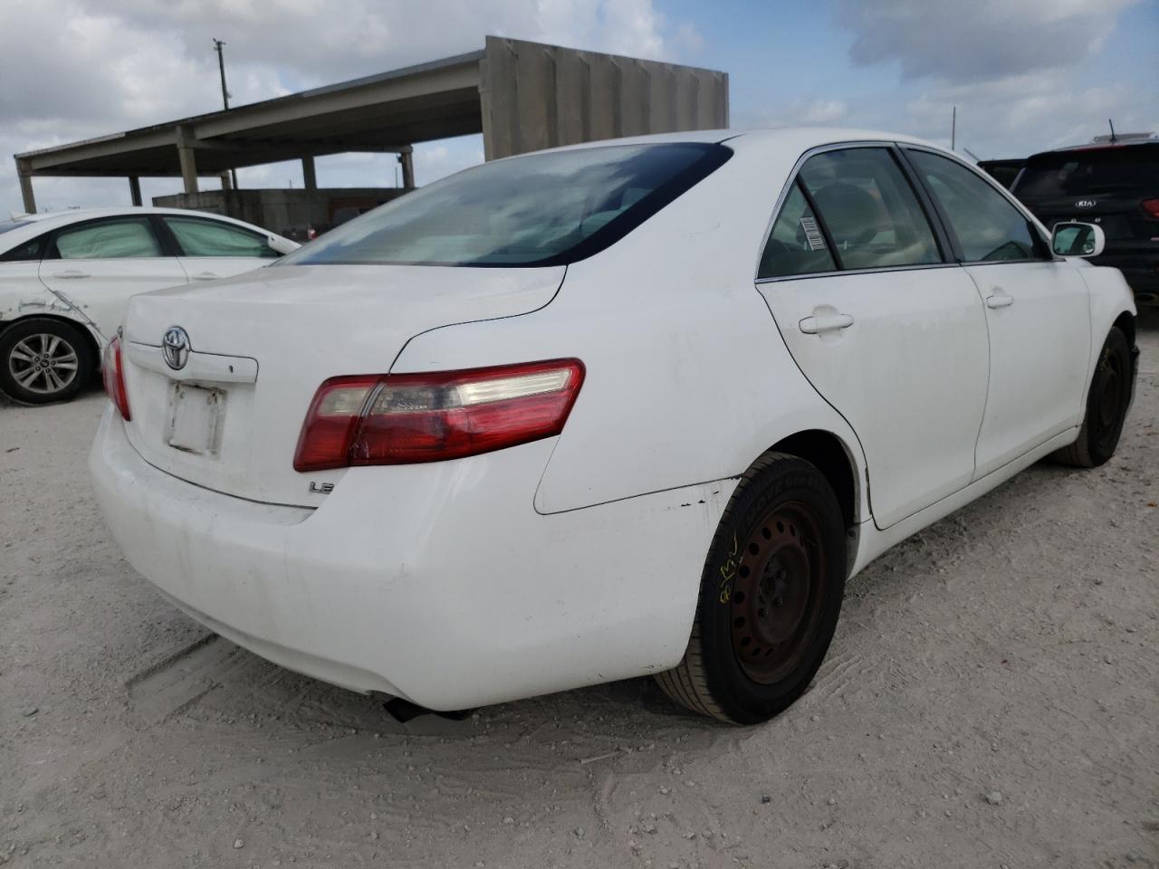 Photo 4 from auction – 2007 TOYOTA CAMRY CE with VIN 4T1BE46K87U662045