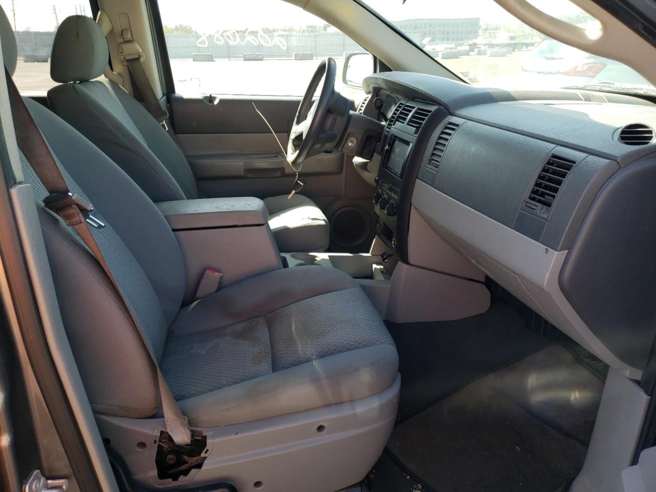 Photo 5 from auction – 2008 DODGE DURANGO SX with VIN 1D8HB38NX8F143496