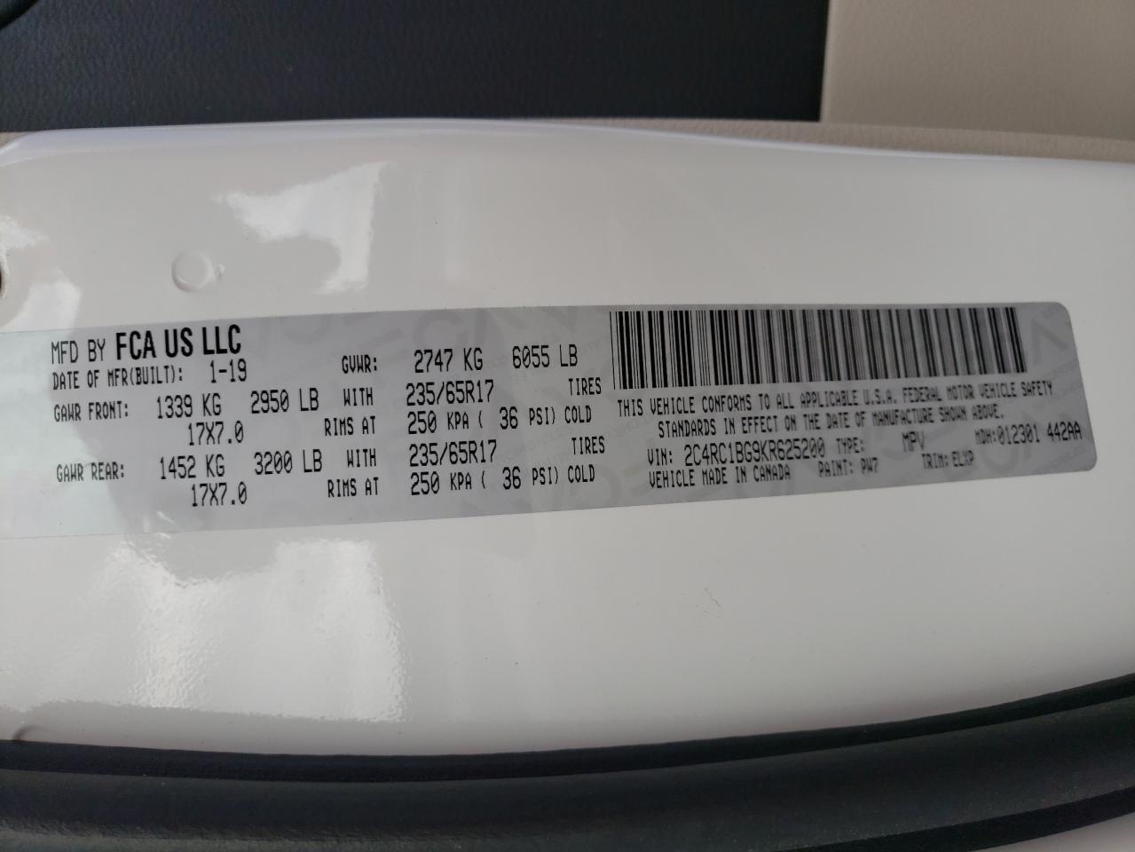 Photo 10 from auction – 2019 CHRYSLER PACIFICA T with VIN 2C4RC1BG9KR625200