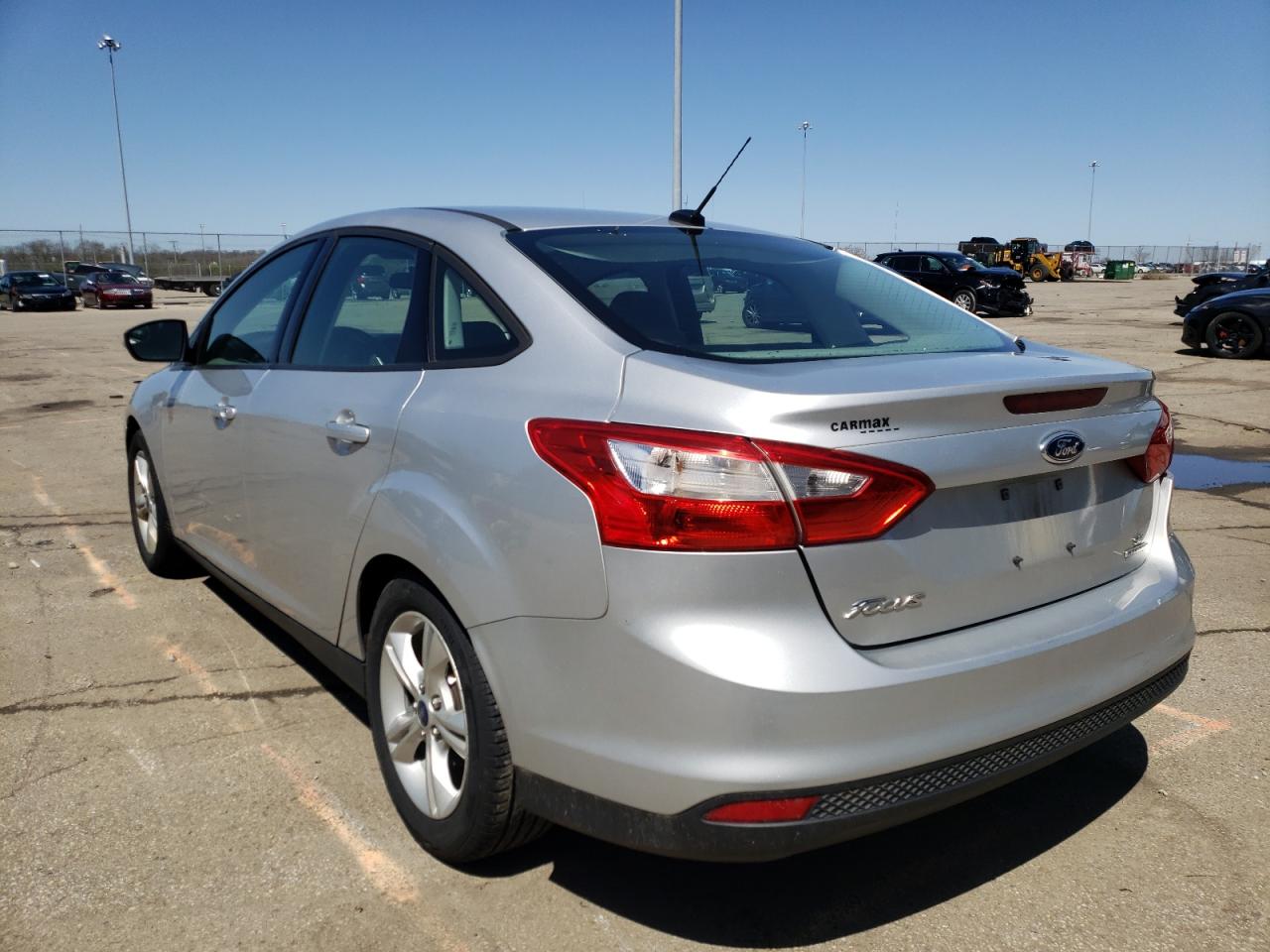 Photo 3 from auction – 2014 FORD FOCUS SE with VIN 1FADP3F28EL435657
