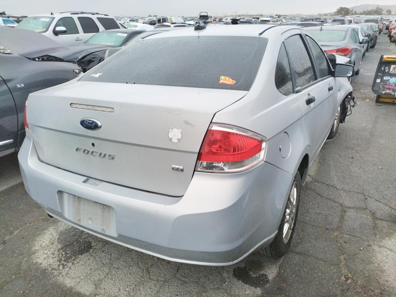 Photo 4 from auction – 2008 FORD FOCUS SE with VIN 1FAHP35N58W241197