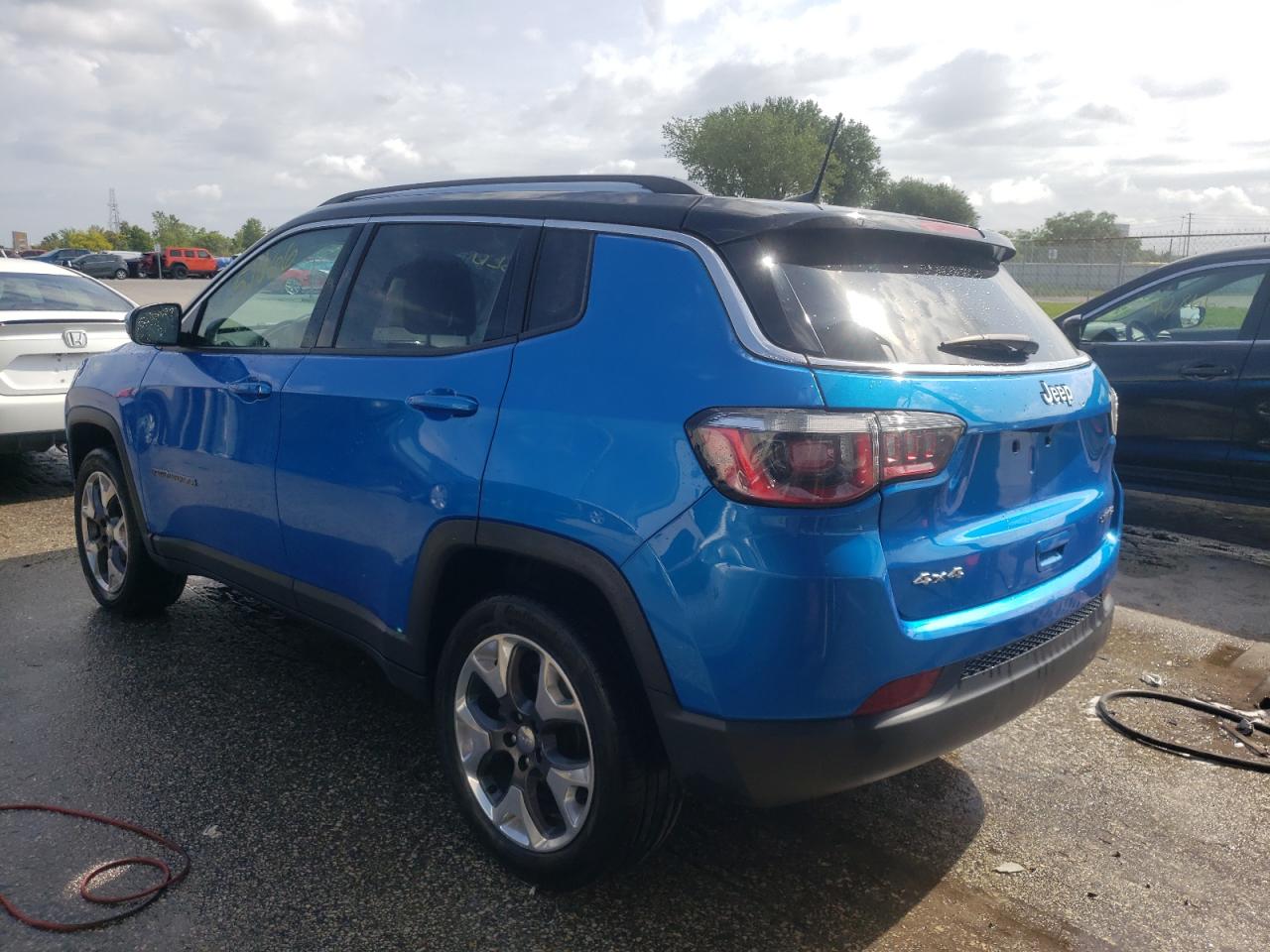 Photo 3 from auction – 2018 JEEP COMPASS LI with VIN 3C4NJDCB4JT281277
