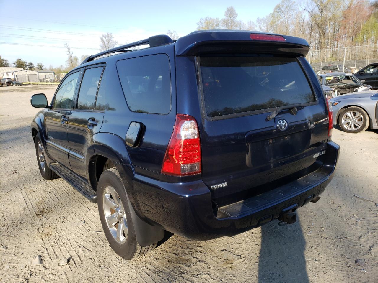 Photo 3 from auction – 2007 TOYOTA 4RUNNER LI with VIN JTEBU17R870117600