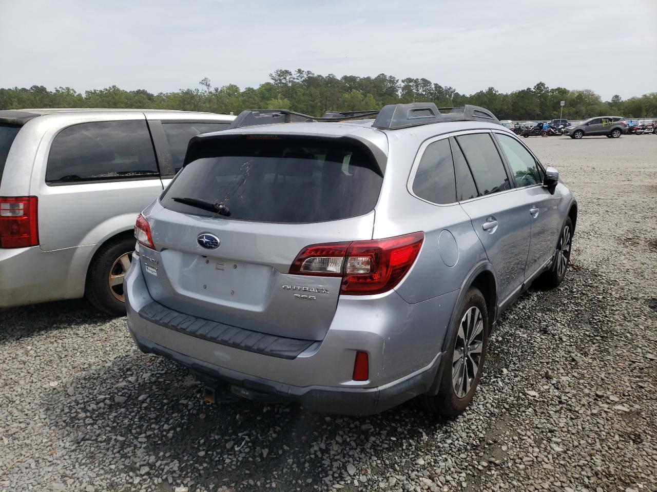 Photo 4 from auction – 2015 SUBARU OUTBACK 3. with VIN 4S4BSENC3F3235577