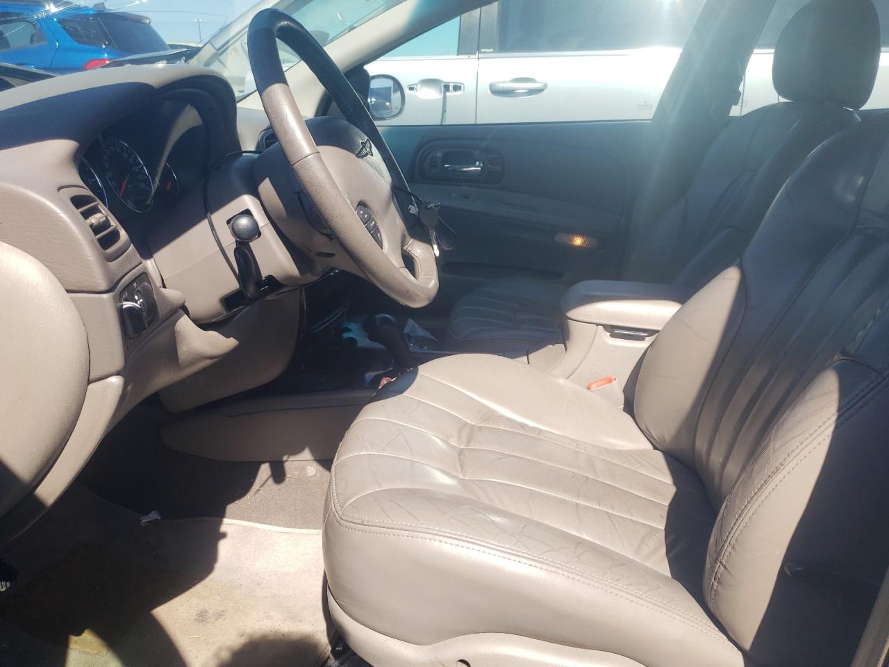 Photo 5 from auction – 2001 CHRYSLER CONCORDE with VIN 2C3HD36J51H718489