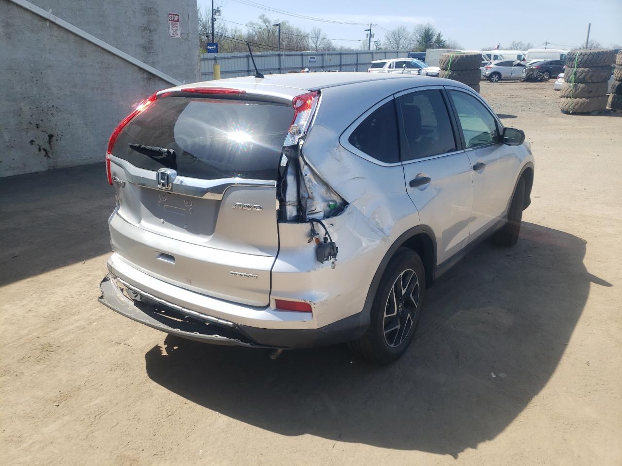 Photo 4 from auction – 2016 HONDA CR-V SE with VIN 2HKRM4H47GH708396