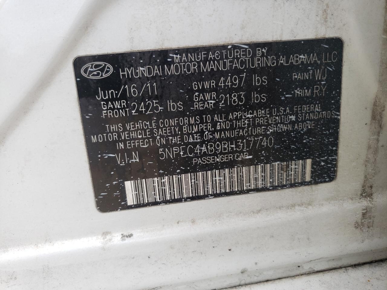 Photo 10 from auction – 2011 HYUNDAI SONATA SE with VIN 5NPEC4AB9BH317740