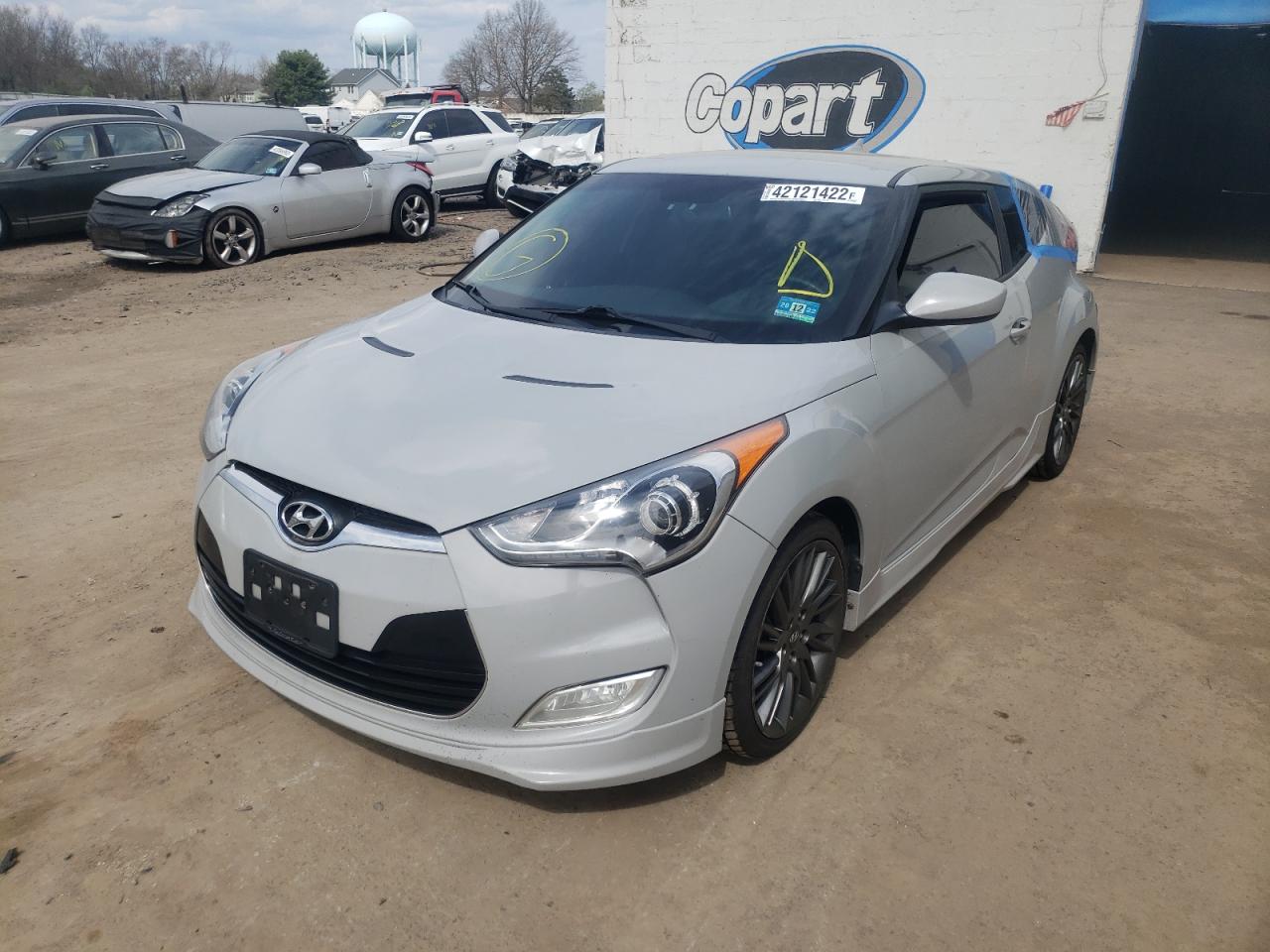 Photo 2 from auction – 2013 HYUNDAI VELOSTER with VIN KMHTC6AD1DU131005