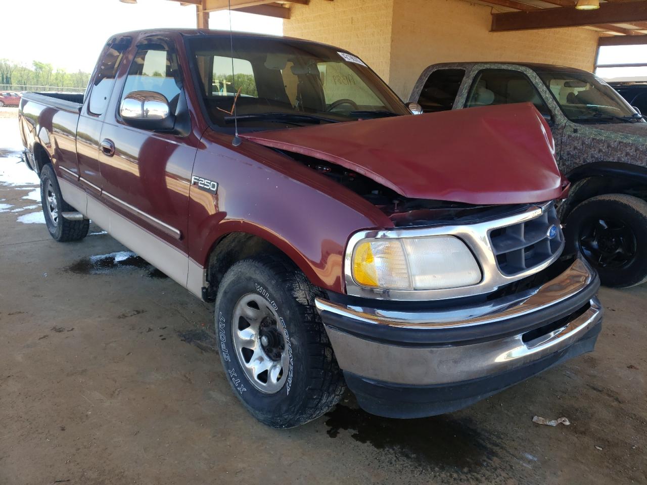 FORD F250 1997 with VIN 1FTEX27L3VNB18471 - Photo from auction