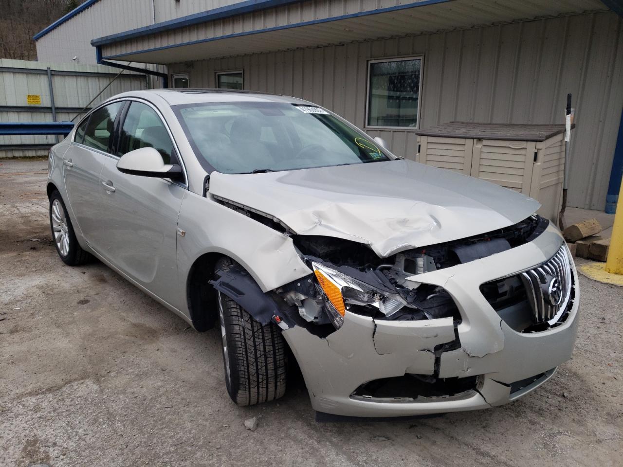 BUICK REGAL CXL 2011 with VIN W04GS5EC7B1002120 - Photo from auction