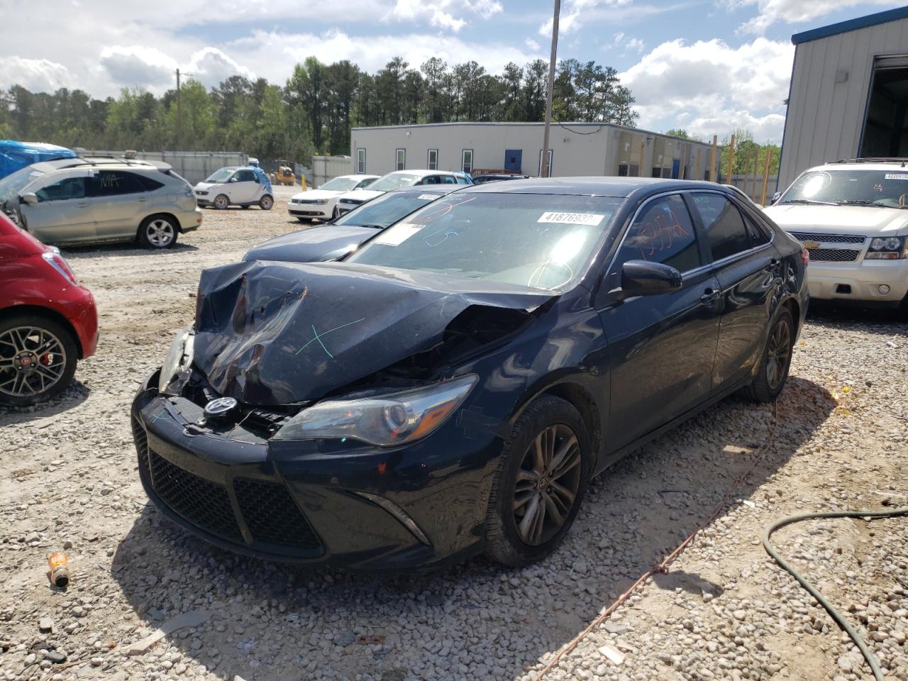 Photo 2 from auction – 2015 TOYOTA CAMRY LE with VIN 4T1BF1FK3FU069722