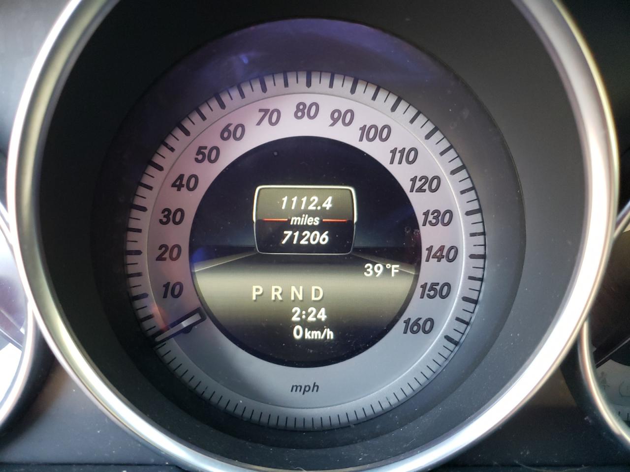 Photo 8 from auction – 2014 MERCEDES-BENZ C 250 with VIN WDDGF4HB4EG242580