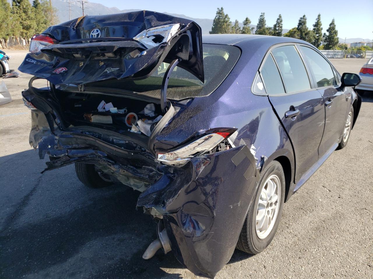 Photo 4 from auction – 2020 TOYOTA COROLLA LE with VIN JTDEBRBE6LJ023424