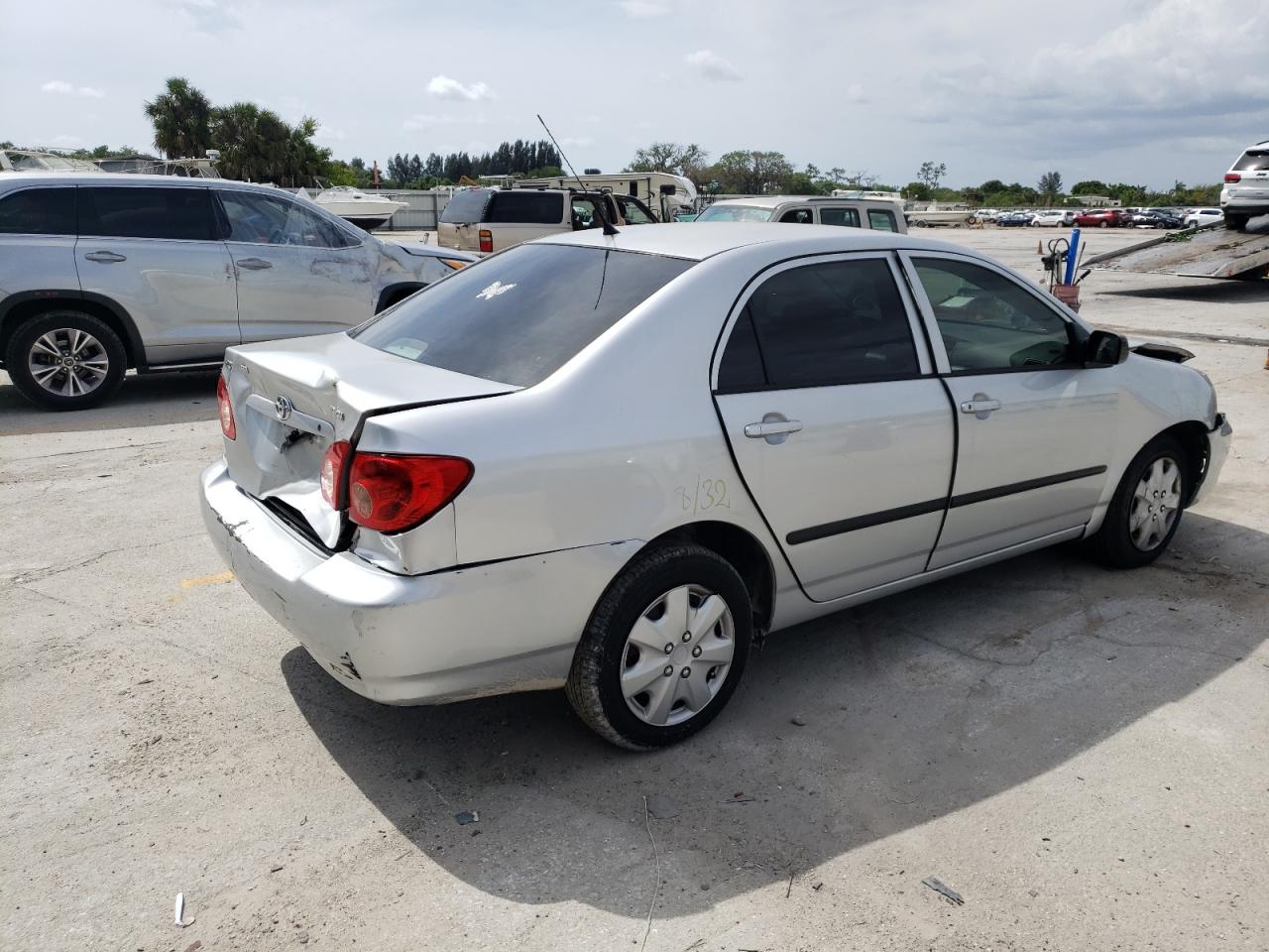 Photo 4 from auction – 2007 TOYOTA COROLLA CE with VIN JTDBR32E670101059