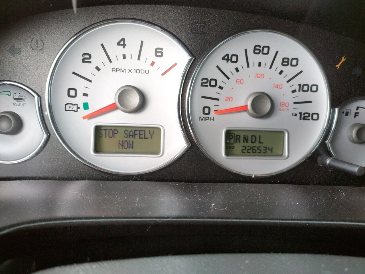 Photo 8 from auction – 2007 FORD ESCAPE HEV with VIN 1FMCU59H67KB35419