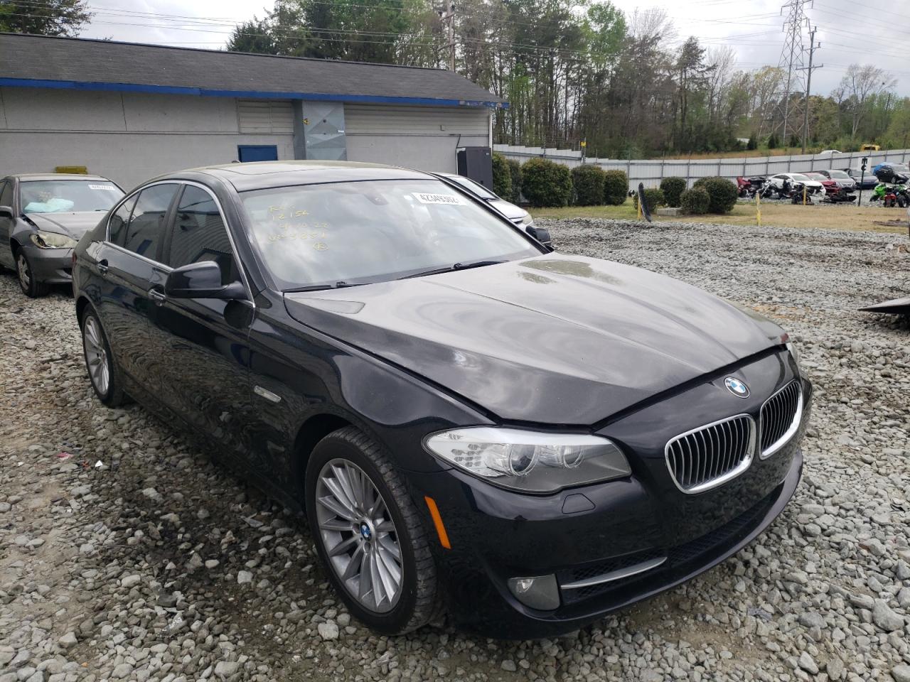 BMW 535 XI 2013 z numerem VIN WBAFU7C58DDU73851 - Zdjęcie z aukcji