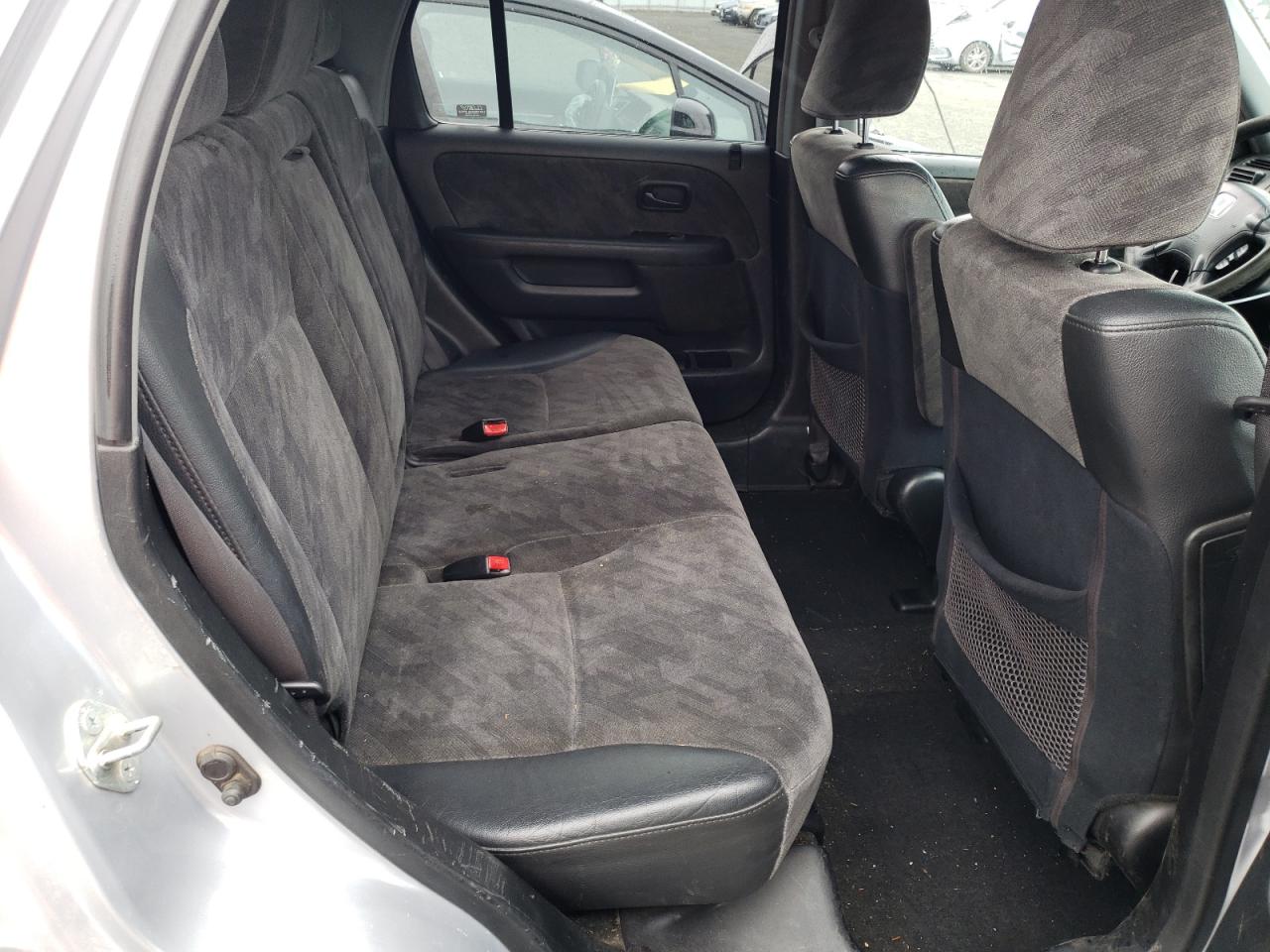 Photo 6 from auction – 2004 HONDA CR-V EX with VIN JHLRD78844C003358