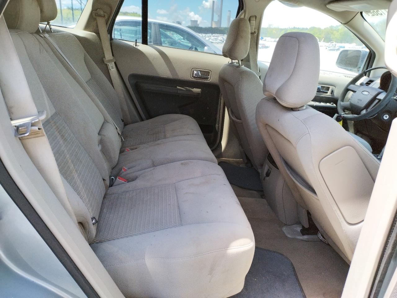Photo 6 from auction – 2007 FORD EDGE SE with VIN 2FMDK36C87BA50017