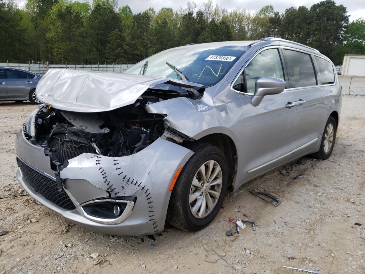 Photo 2 from auction – 2018 CHRYSLER PACIFICA T with VIN 2C4RC1BG3JR192701