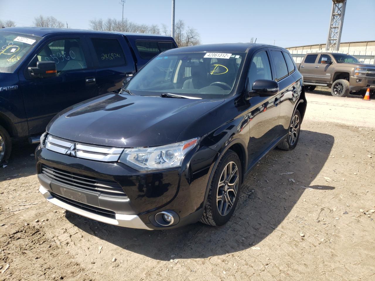 Photo 2 from auction – 2015 MITSUBISHI OUTLANDER with VIN JA4JZ4AX4FZ012468