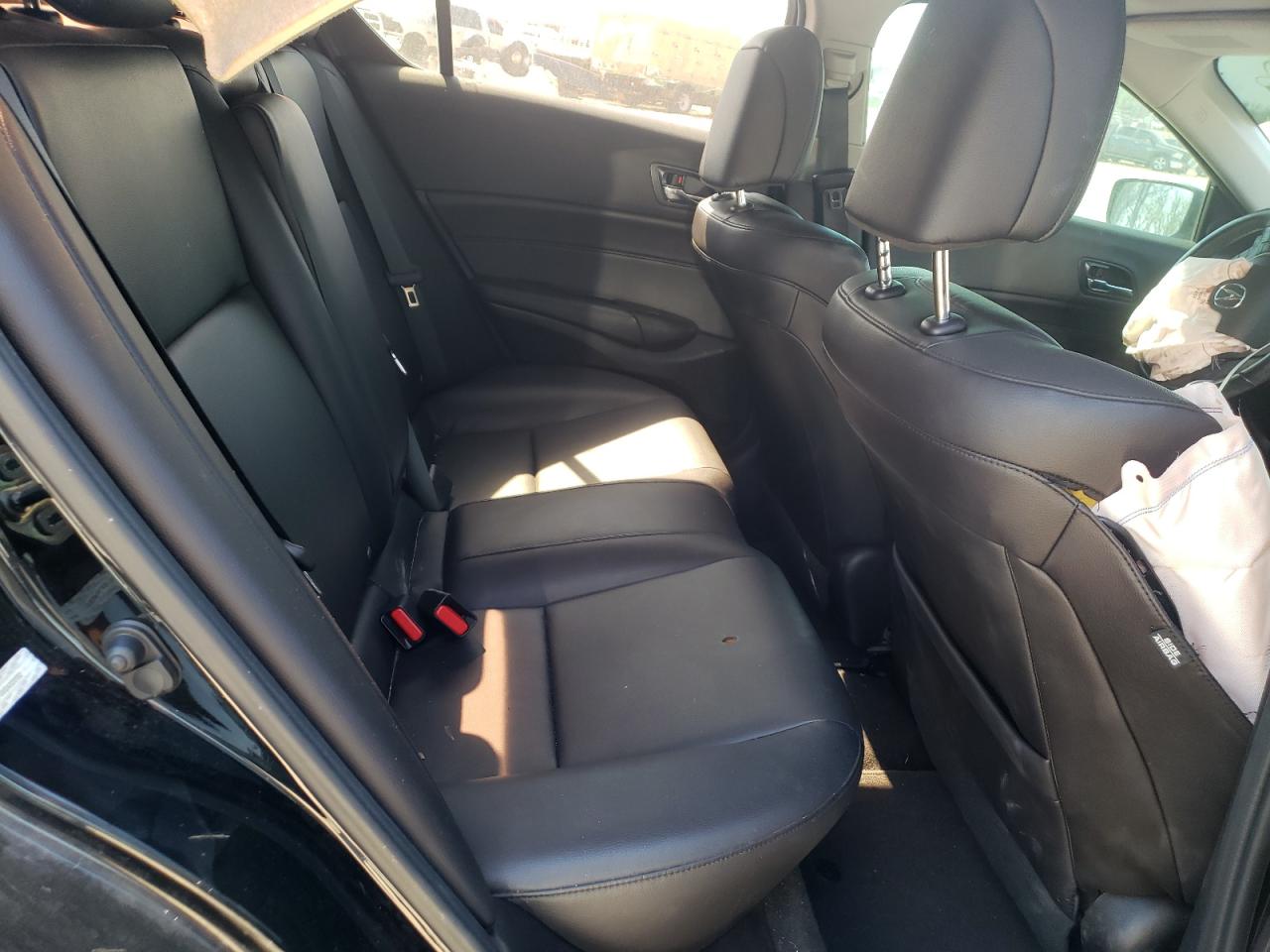 Photo 6 from auction – 2016 ACURA ILX BASE W with VIN 19UDE2F38GA023192