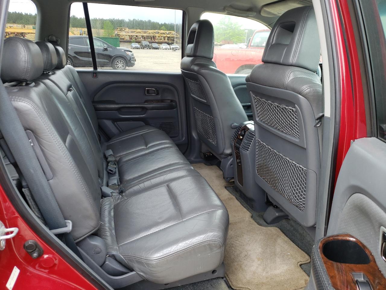 Photo 6 from auction – 2003 HONDA PILOT EXL with VIN 2HKYF18663H520159