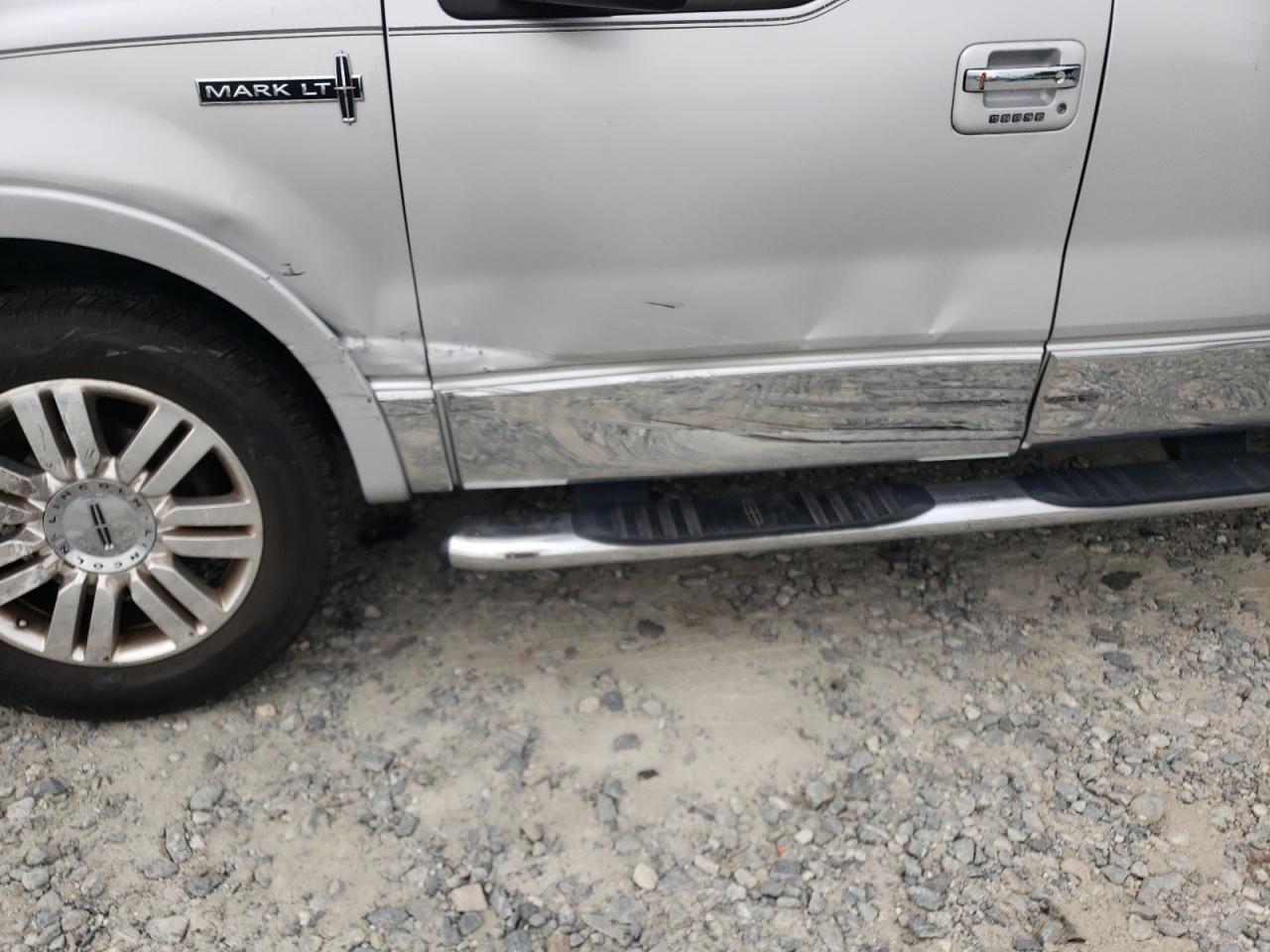 Photo 9 from auction – 2006 LINCOLN MARK LT with VIN 5LTPW18526FJ25104