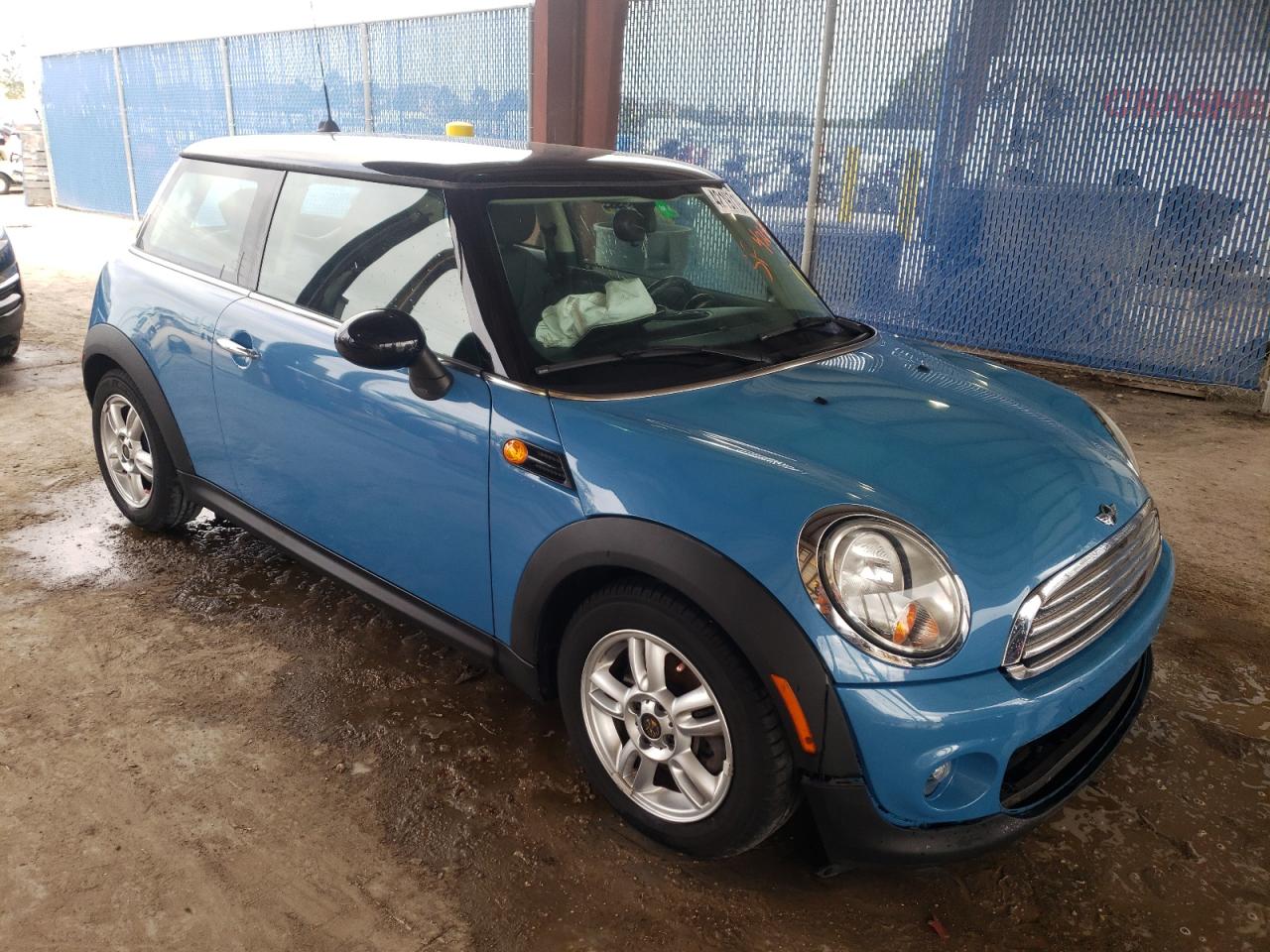 MINI COOPER 2013 with VIN WMWSU3C55DT689461 - Photo from auction
