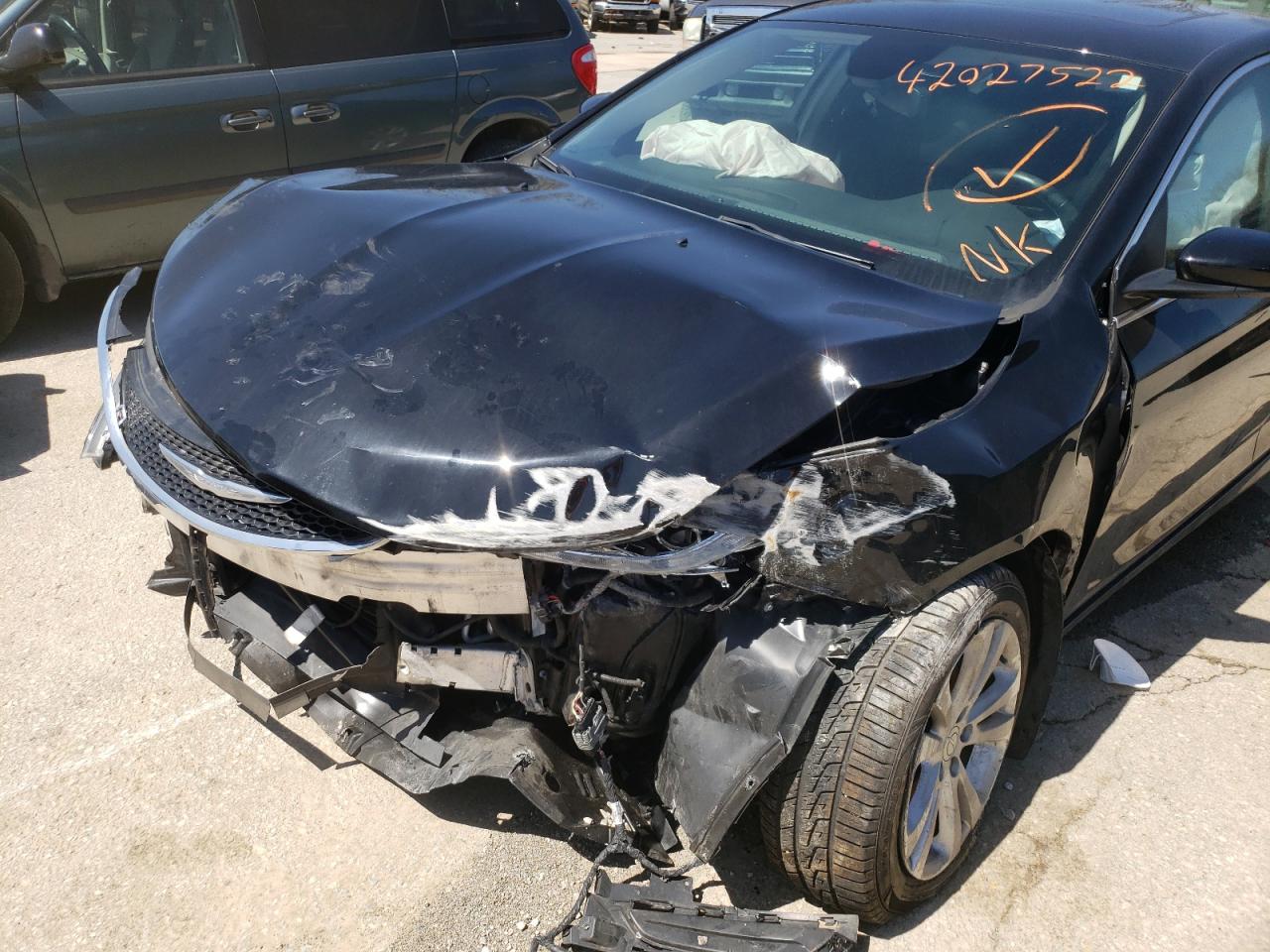 Photo 7 from auction – 2016 CHRYSLER 200 LIMITE with VIN 1C3CCCAB5GN144635