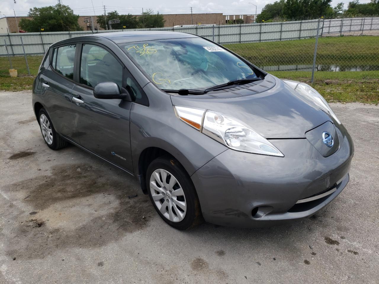 NISSAN LEAF S 2016 with VIN 1N4AZ0CP4GC305597 - Photo from auction