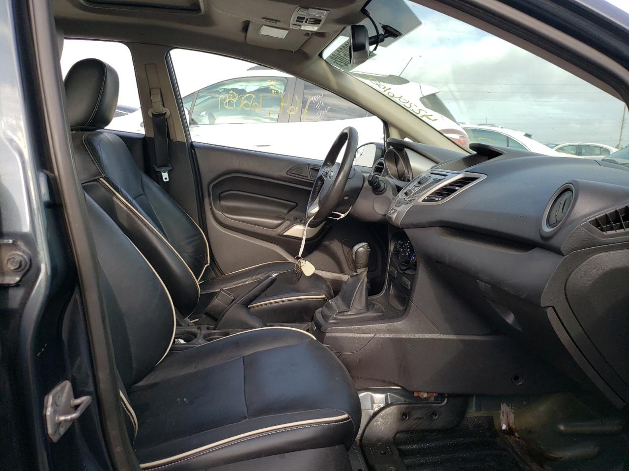 Photo 5 from auction – 2011 FORD FIESTA SES with VIN 3FADP4FJ2BM171357