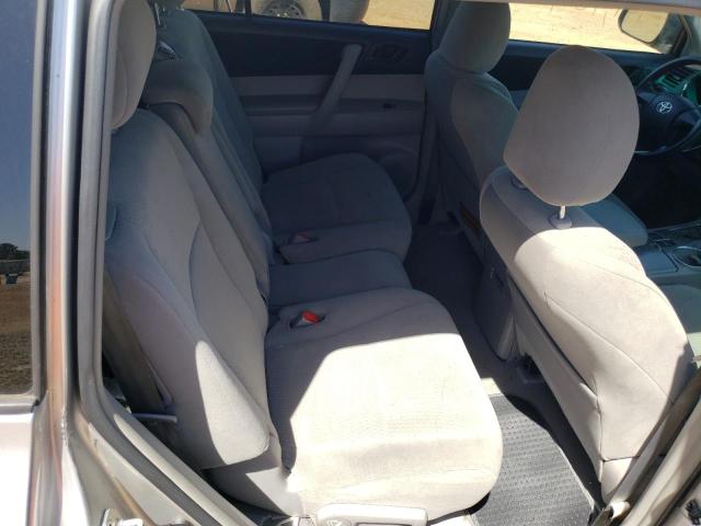 Photo 6 from auction – 2010 TOYOTA HIGHLANDER with VIN 5TDZK3EH7AS004692