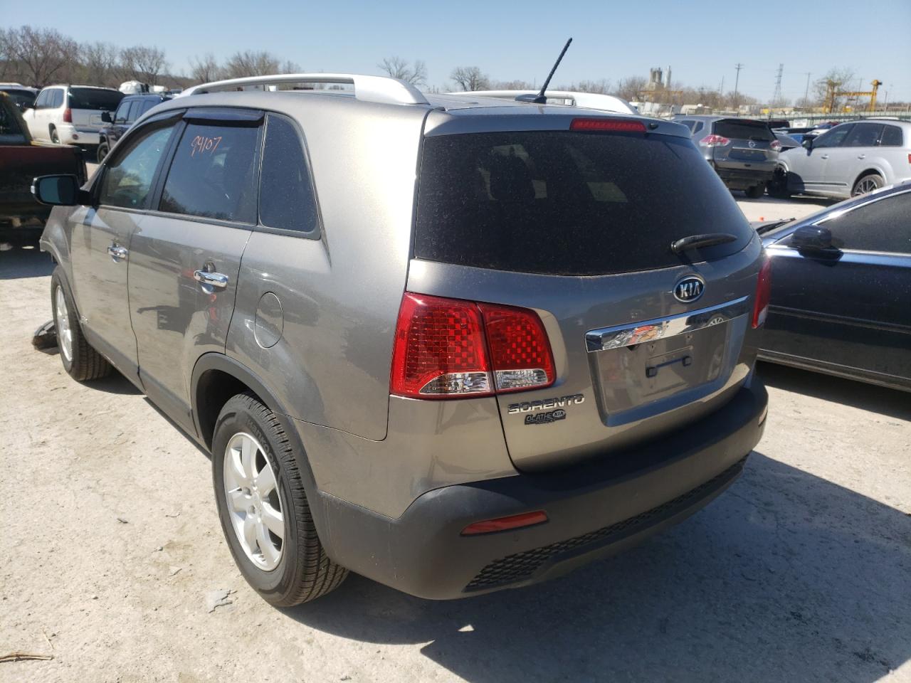 Photo 3 from auction – 2011 KIA SORENTO BA with VIN 5XYKTDA16BG055354