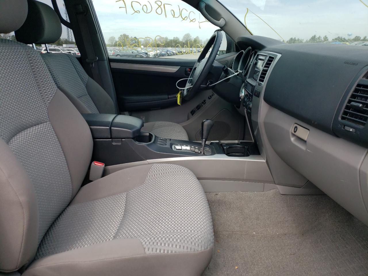 Photo 5 from auction – 2007 TOYOTA 4RUNNER with VIN JTEBU14R378097794