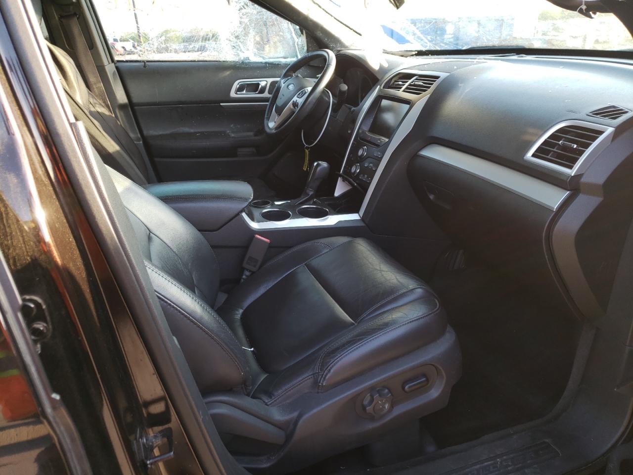 Photo 5 from auction – 2013 FORD EXPLORER X with VIN 1FM5K7D84DGB06212