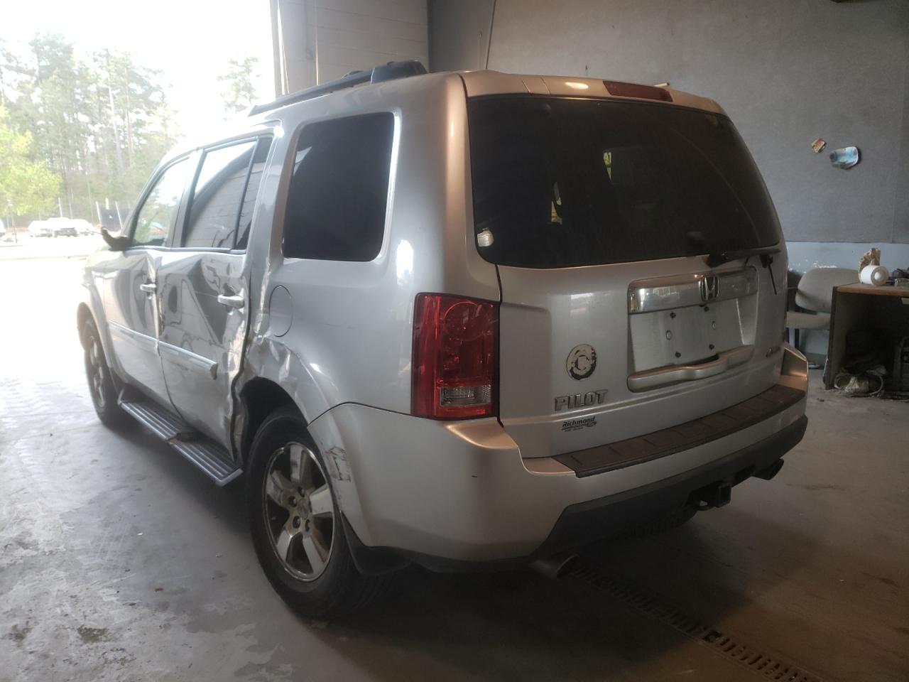 Photo 3 from auction – 2011 HONDA PILOT EXLN with VIN 5FNYF4H73BB086029