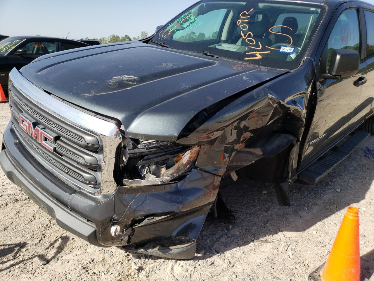 Photo 9 from auction – 2015 GMC CANYON with VIN 1GTG5AE3XF1123669