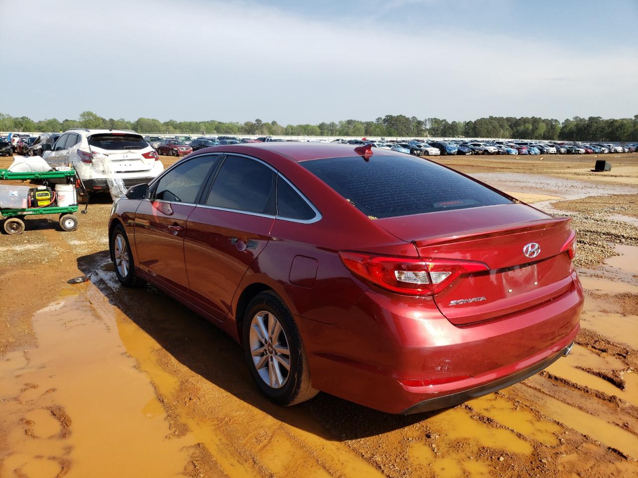 Photo 3 from auction – 2015 HYUNDAI SONATA SE with VIN 5NPE24AF9FH083563
