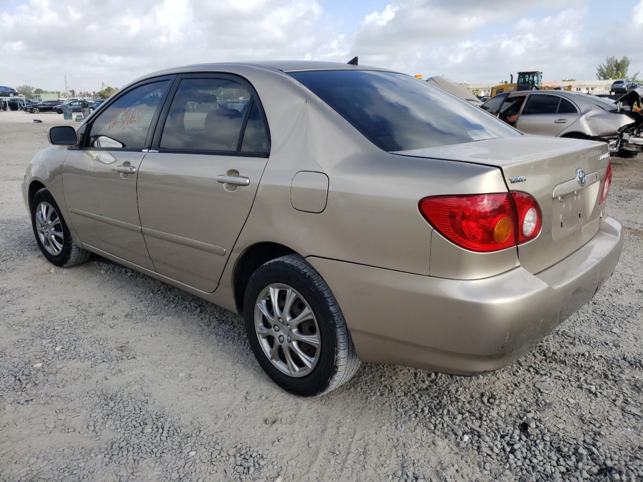 Photo 3 from auction – 2004 TOYOTA COROLLA CE with VIN 1NXBR32E24Z328930