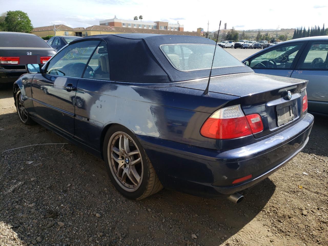 Photo 3 from auction – 2004 BMW 330 CI with VIN WBABW53454PL44209