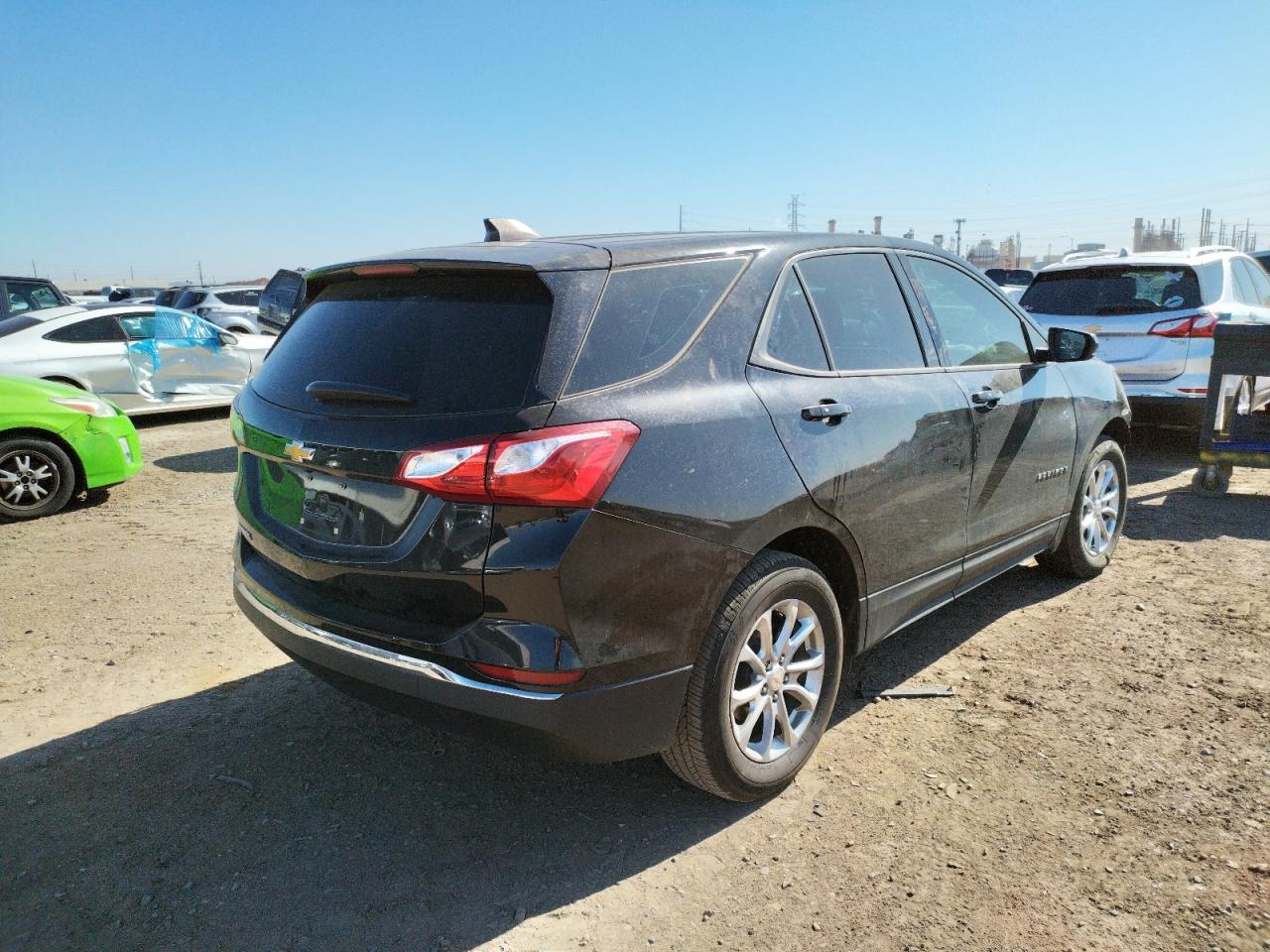 Photo 4 from auction – 2018 CHEVROLET EQUINOX LS with VIN 2GNAXHEV4J6329366