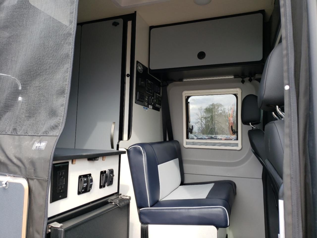 Photo 6 from auction – 2022 WINNEBAGO MOTORHOME with VIN W1W4EBVY5LP304261